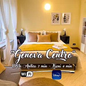 Centre Porto Antico 7min • Trains 4min , Genova Italia